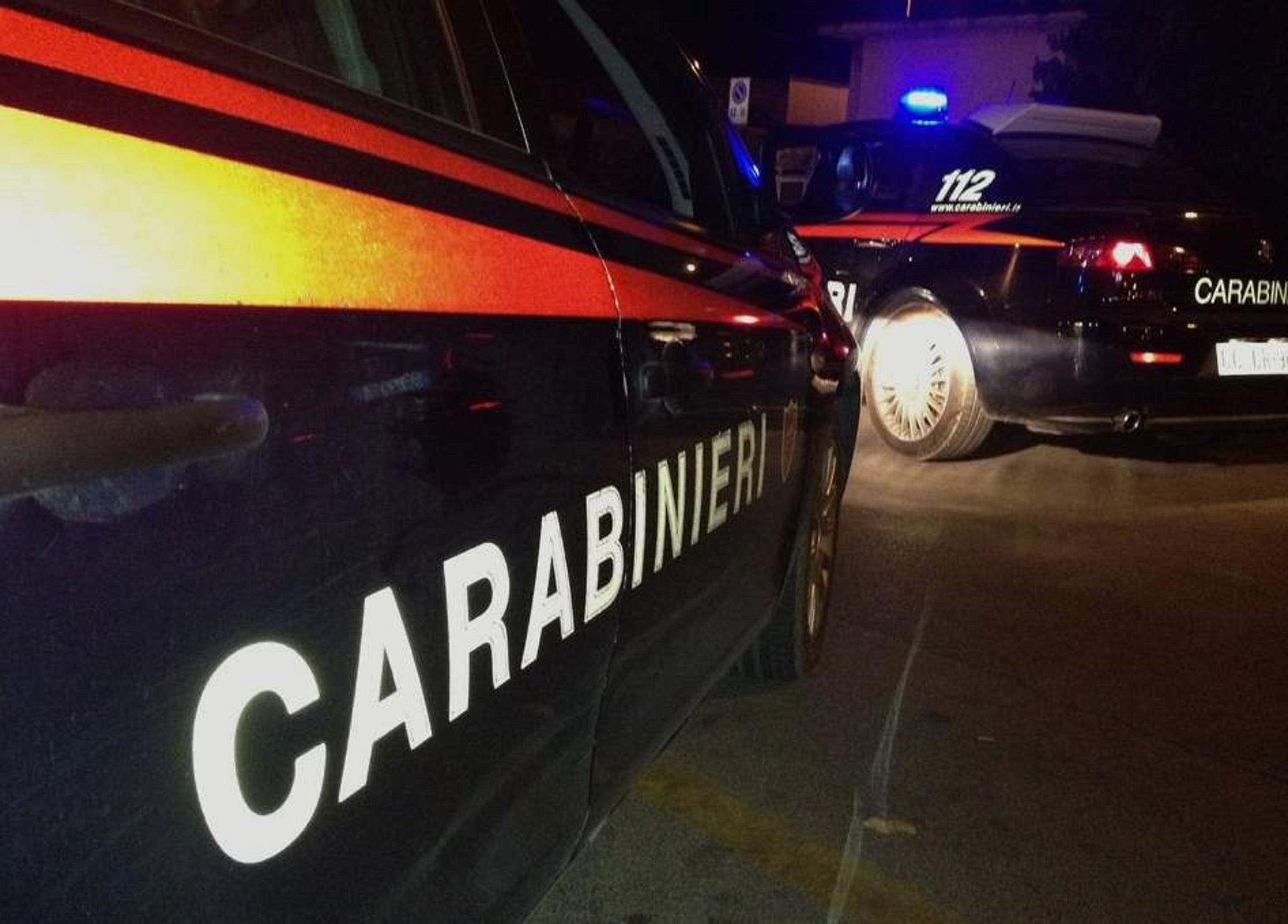 Conza della Campania - Tre ladri in fuga dopo una segnalazione di un cittadino insospettito
